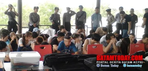 Diduga Lakukan Kejahatan Siber, 12 WNA Diamankan di Batam