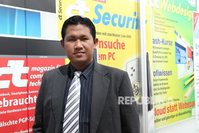 Kecurigaan Pakar IT Soal Bocornya Data Munarman di Traveloka